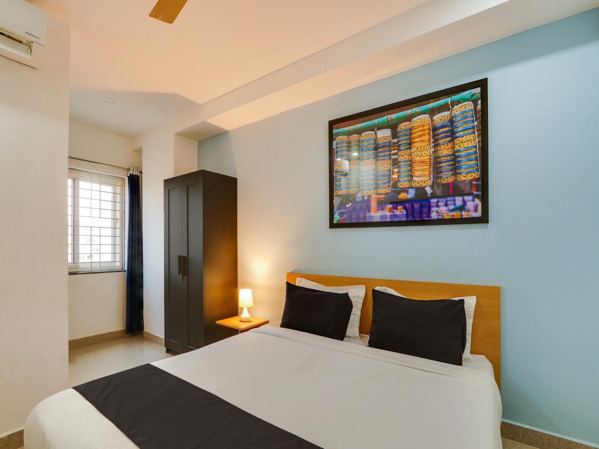 Super Townhouse Qualia Prime Hotel Near Nexus Mall Хидерабад Екстериор снимка